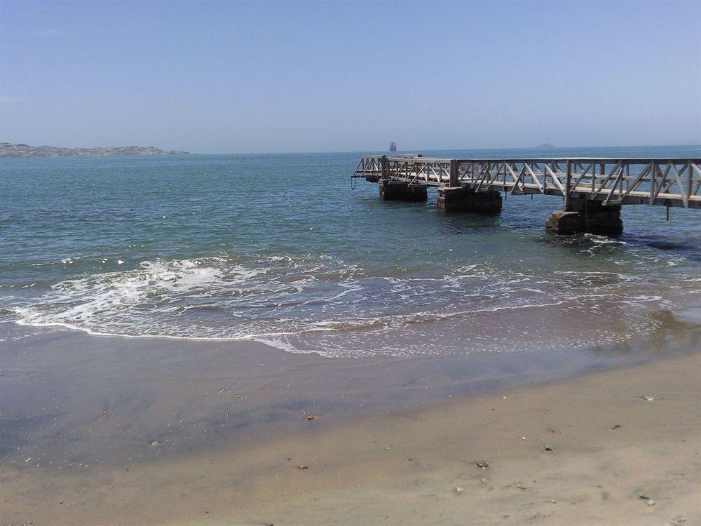 Luederitz Nest Hotel Екстериор снимка
