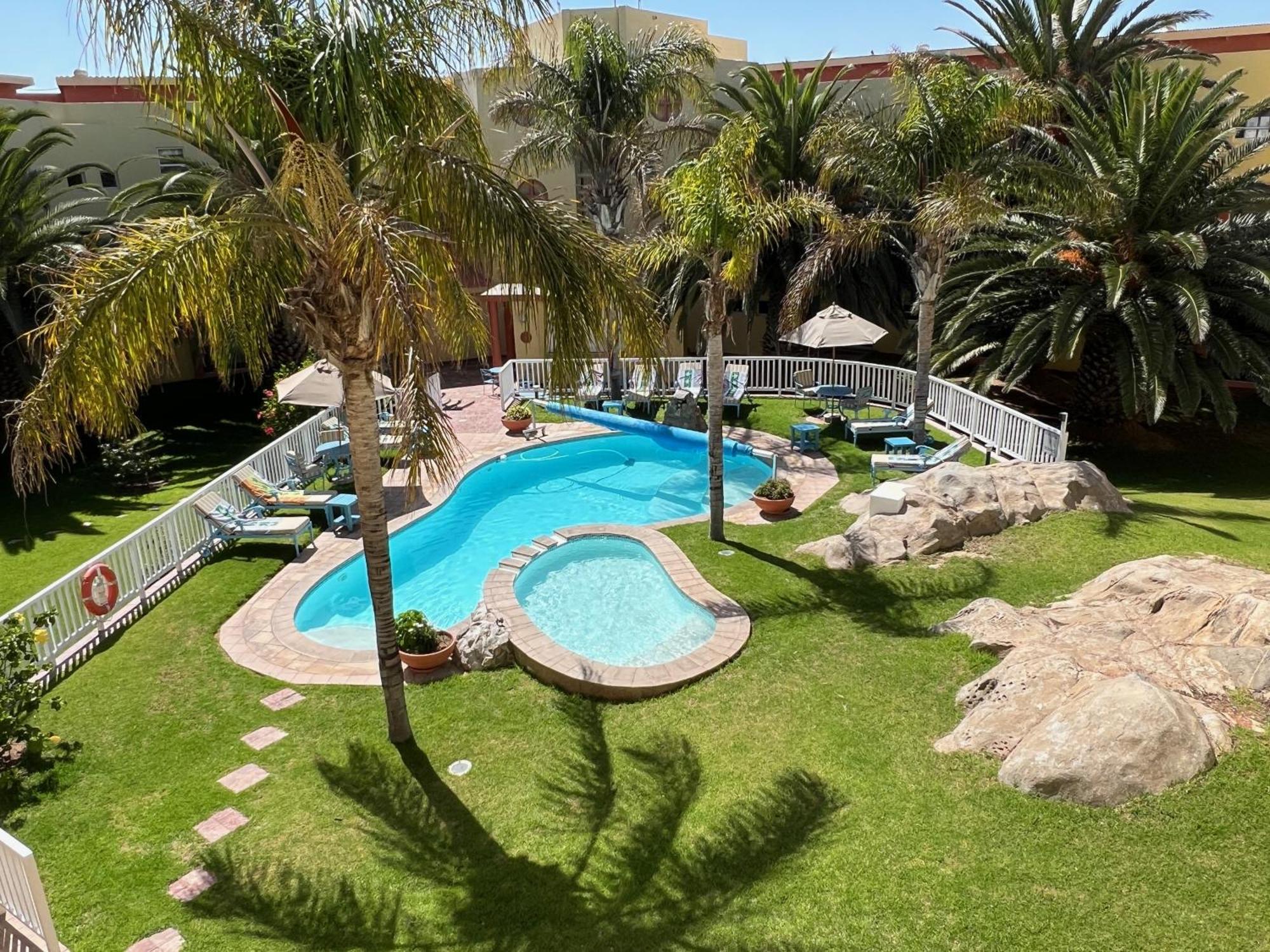 Luederitz Nest Hotel Екстериор снимка