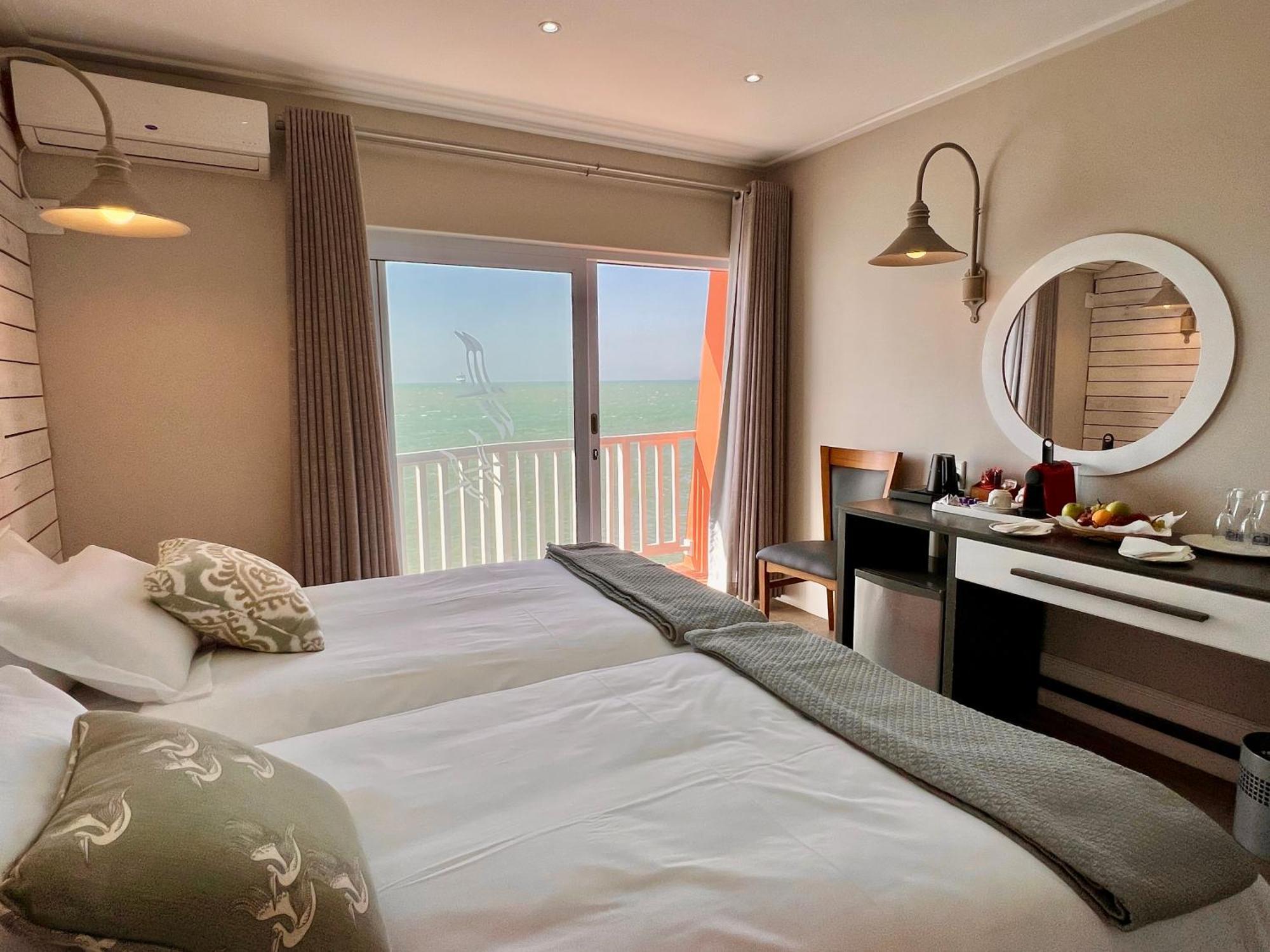 Luederitz Nest Hotel Екстериор снимка