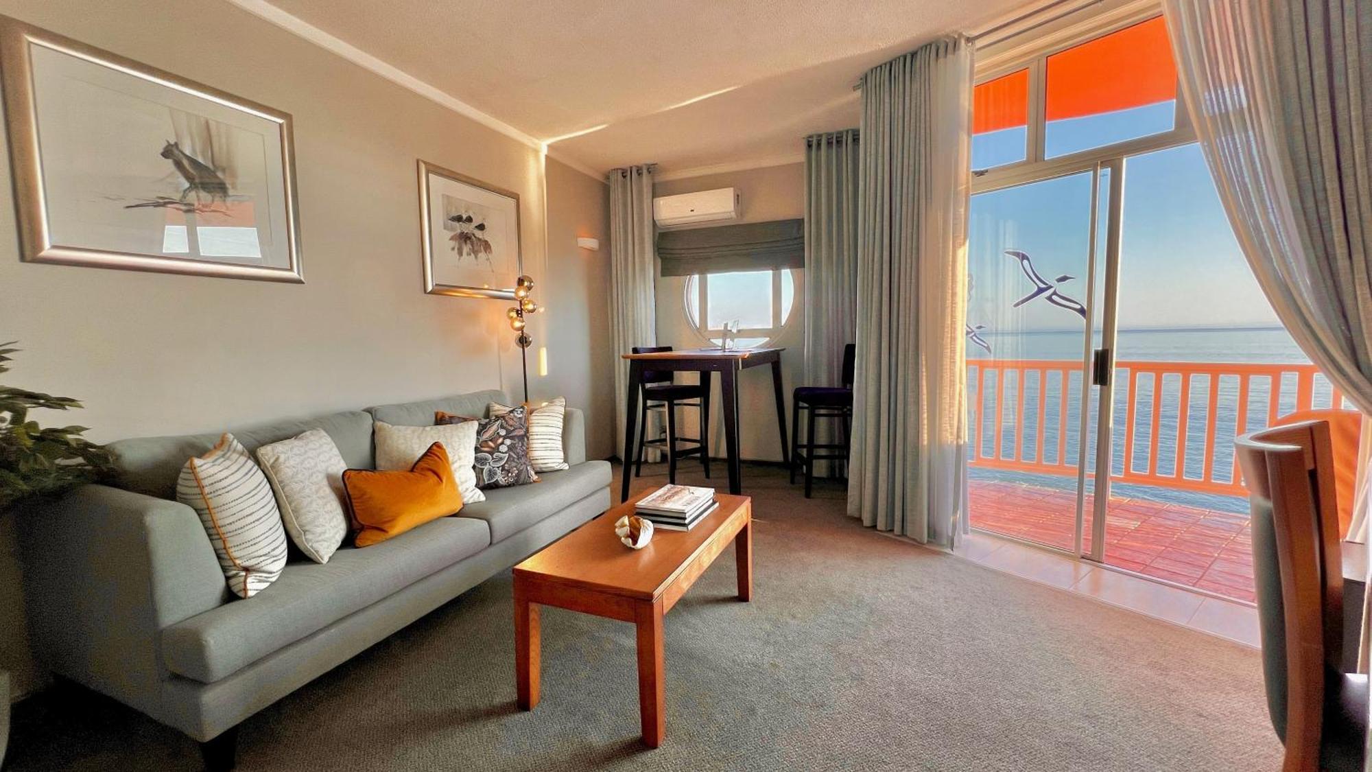 Luederitz Nest Hotel Екстериор снимка